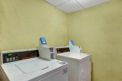 Motel 6-Milford CT - image 15