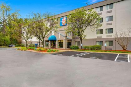 Motel 6-Milford CT - image 4
