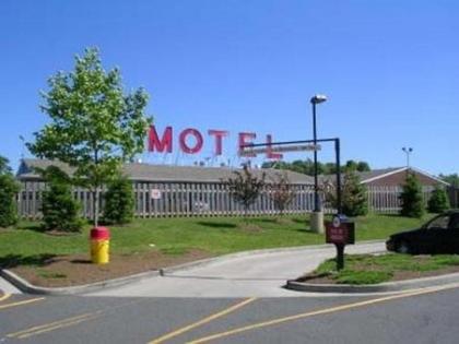 mayflower motel milford