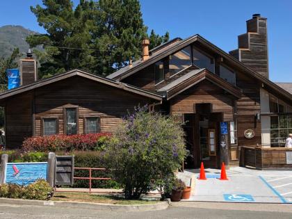 Mountain Home Inn - image 1