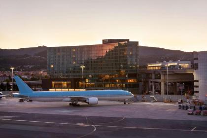 Grand Hyatt at SFO - image 14