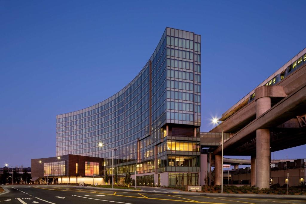 Grand Hyatt at SFO - image 6