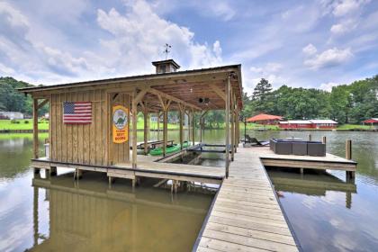Lake Sinclair House with Lake Access and Kayaks Georgia