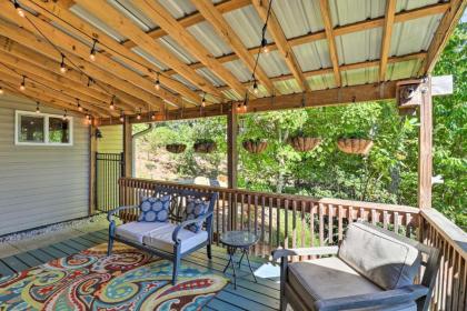 Mills River Forest Home Deck and Mountain View - image 11