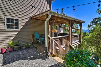 Mills River Forest Home Deck and Mountain View - image 5