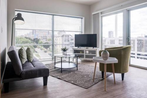 N. Water Street Apartment with City Views - main image