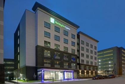 Holiday Inn Downtown Milwaukee