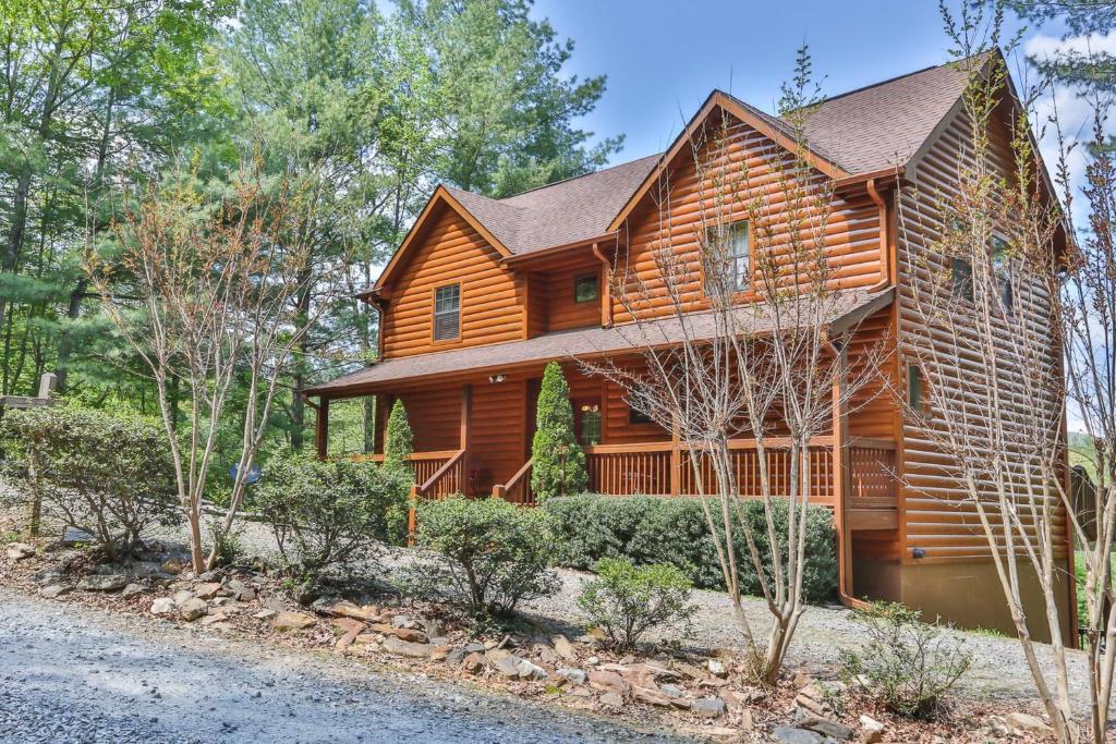 Cherokee Sunrise Lodge - main image