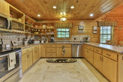 Cherokee Sunrise Lodge - image 3