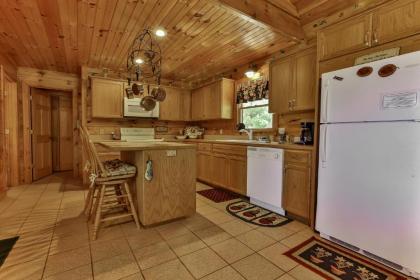 CABIN TIME - When you need to relax and unwind a visit to Cabin Time is what you need! - image 10