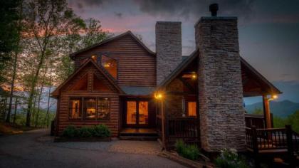High Five Lodge by Escape to Blue Ridge - image 2
