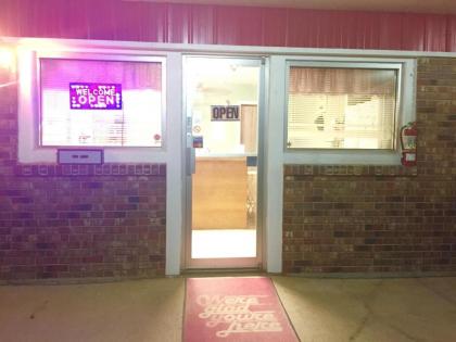 Rock City Motel - image 5