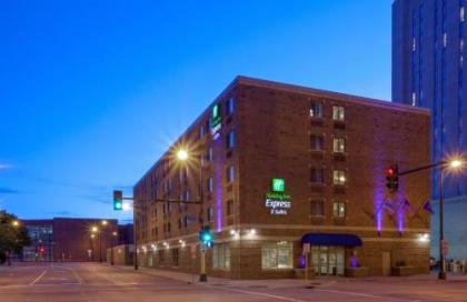 Holiday Inn Express Hotel  Suites minneapolis Downtown Convention Center an IHG Hotel Minnesota