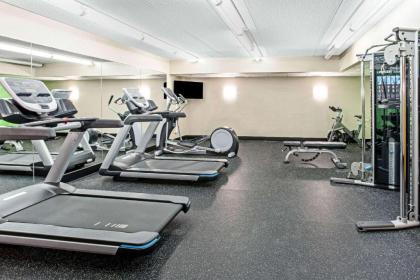 La Quinta by Wyndham Minneapolis-Minnetonka - image 11
