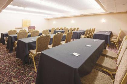 La Quinta by Wyndham Minneapolis-Minnetonka - image 7