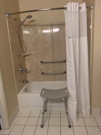 Wingate by Wyndham Minot - image 11