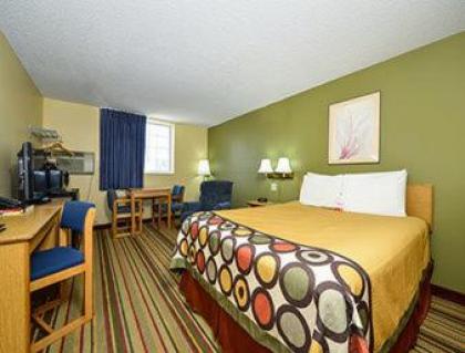 Super 8 by Wyndham Minot Airport - image 10