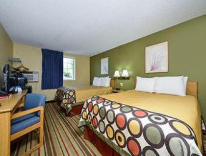 Super 8 by Wyndham Minot Airport - image 12