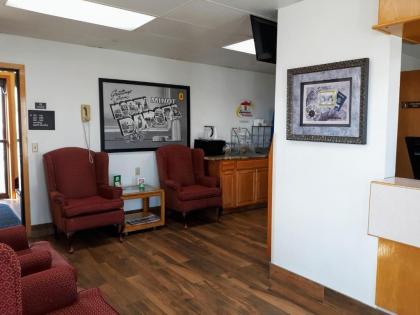 Super 8 by Wyndham Minot Airport - image 6