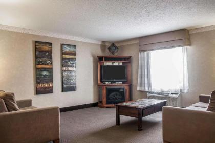 Sleep Inn & Suites Conference Center and Water Park - image 6