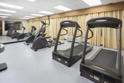 Holiday Inn Express Hotel & Suites Minot South an IHG Hotel - image 3
