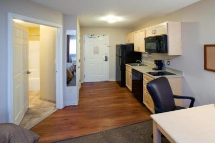Candlewood Suites Minot an IHG Hotel - image 11