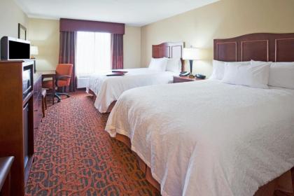 Hampton Inn & Suites Minot - image 5