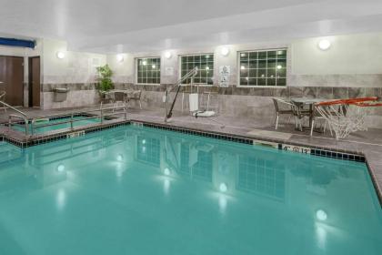 Baymont by Wyndham Minot - image 15