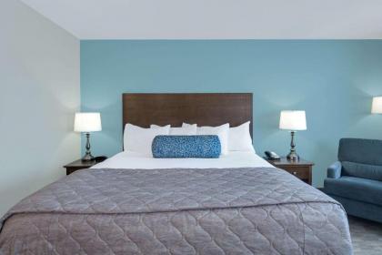 Baymont by Wyndham Minot - image 2