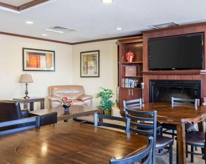 MainStay Suites Minot - image 15