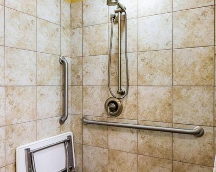 MainStay Suites Minot - image 4