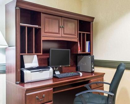 MainStay Suites Minot - image 6