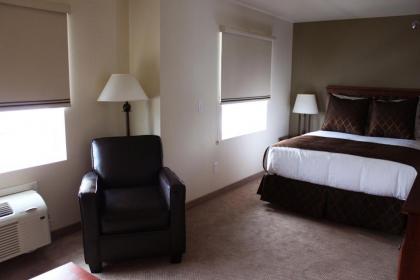 Noble Inn Minot - image 10