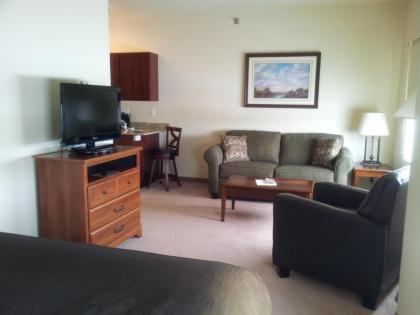 Noble Inn Minot - image 15