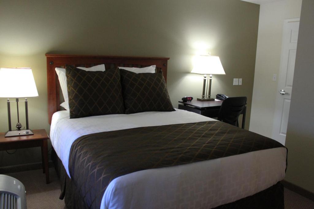 Noble Inn Minot - image 5