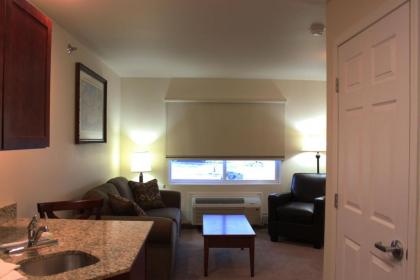 Noble Inn Minot - image 7