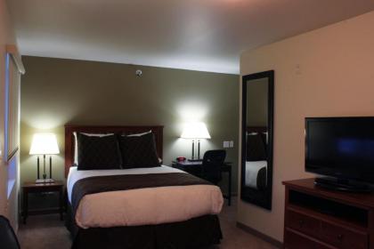 Noble Inn Minot - image 9