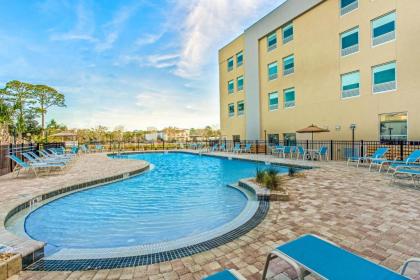 La Quinta Inn & Suites by Wyndham Miramar Beach-Destin - image 3
