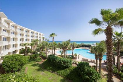 Crescent at miramar By BlueSwell