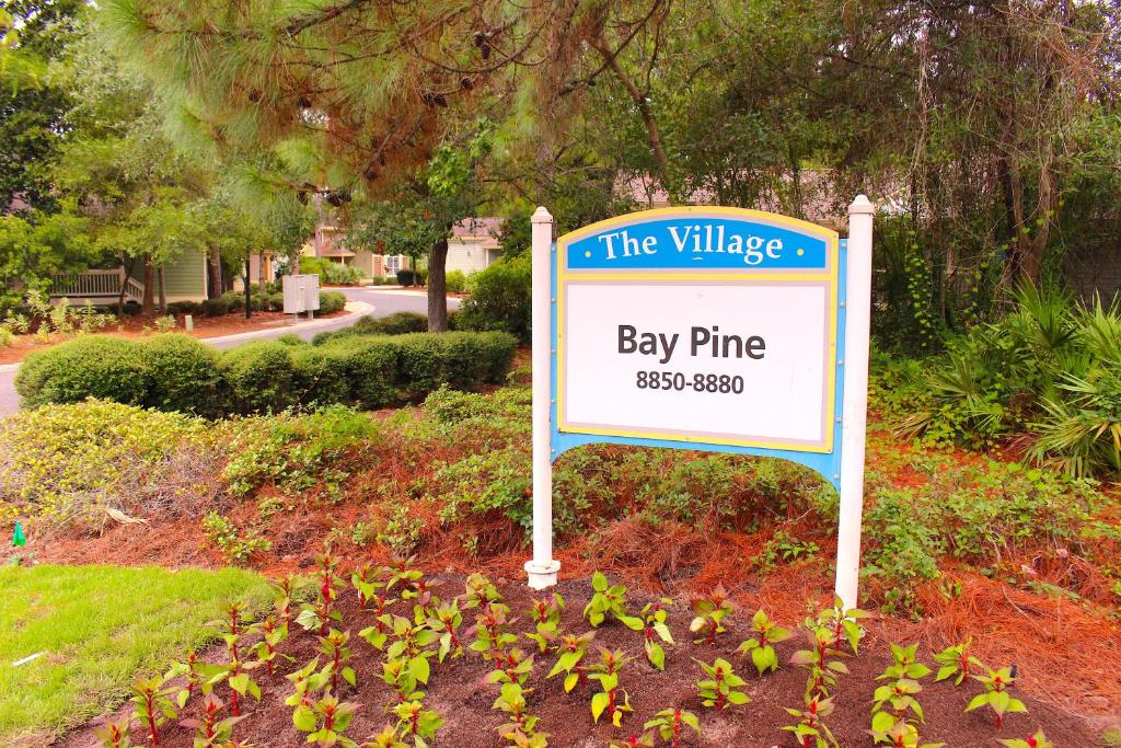8852 Bay Pine home - image 5
