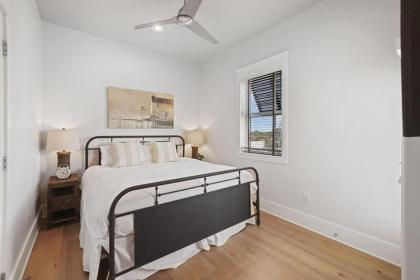 Gulf Breeze by Five Star Properties - image 17