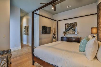 Gulf Breeze by Five Star Properties - image 9