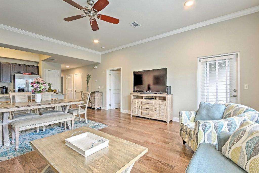 Luxurious Alerio Condo with Private Beach Access! - main image