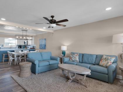 Quiet Surf Townhomes II #3 - image 5