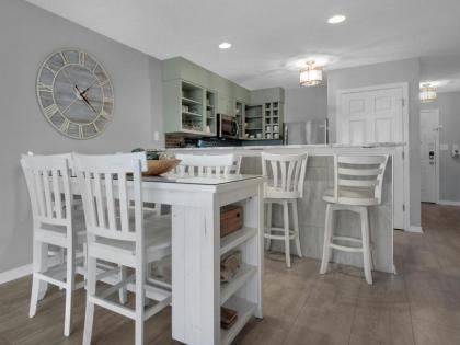 Maravilla Condominium 1204 - image 17