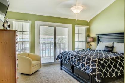 4 A Three Bedroom Townhome - image 16