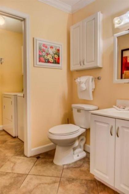 4 A Three Bedroom Townhome - image 3