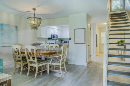 2 C Three Bedroom Townhome - image 16