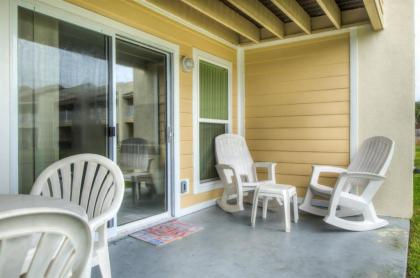 2 C Three Bedroom Townhome - image 2