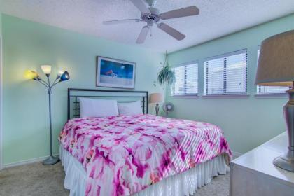 3 A Three Bedroom Townhome - image 11